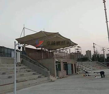    麗江膜結構舞台【雲南大學旅遊文化學院舞台】設計施工案例